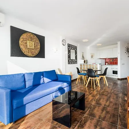 Fuer 4 Personen Ca 50 Qm In Empuriabrava, Costa Brava Golf De Roses Apartment