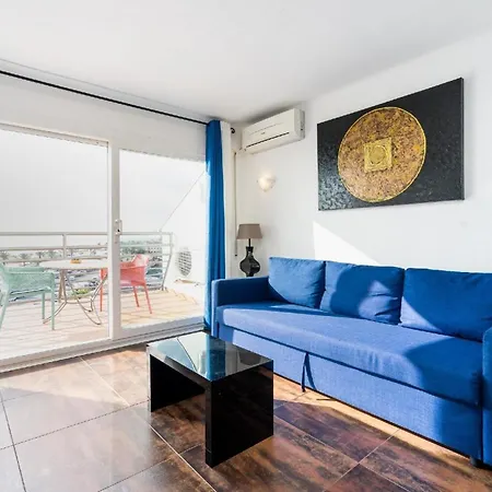 Fuer 4 Personen Ca 50 Qm In Empuriabrava, Costa Brava Golf De Roses * Empuriabrava